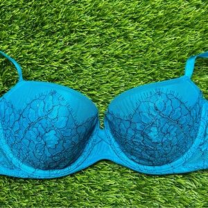 NWOT! Blue Lace Women's Bra 34c Victoria’s Secret